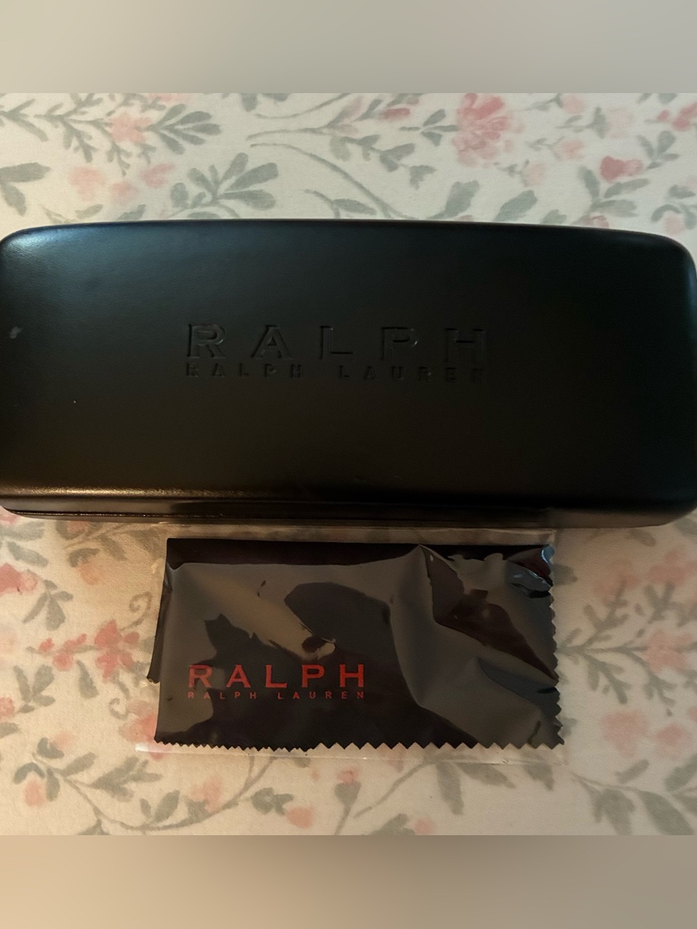 Ralph Lauren Black Hard Case w cleaning cloth NWT